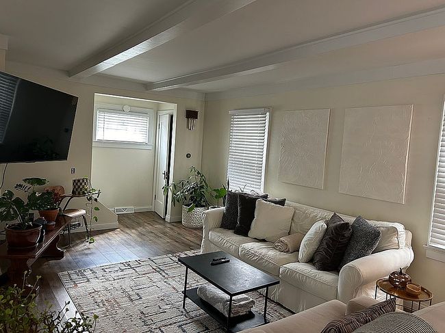 Additional photo 2 of property located at 2645 Grantwood Dr