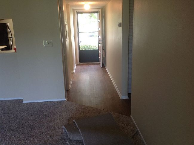 Image of 111 Lakeview Pl #5