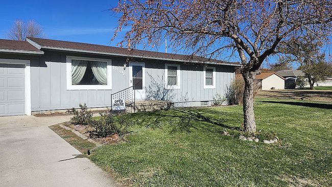 Image of 1808 E 33rd Ave