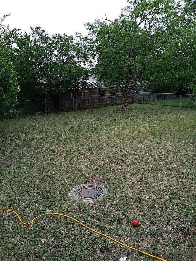 Image of 2501 Oak Dr