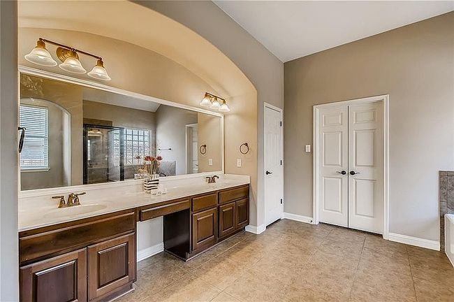 Preview of property located at 3329 Guadalajara St