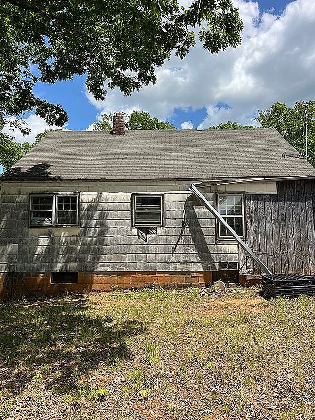 Photo of 579 Penn Store Rd, Spencer, VA