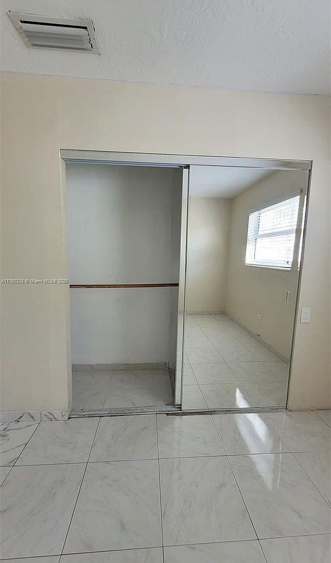 Image of 1715 Sw 102nd Ct