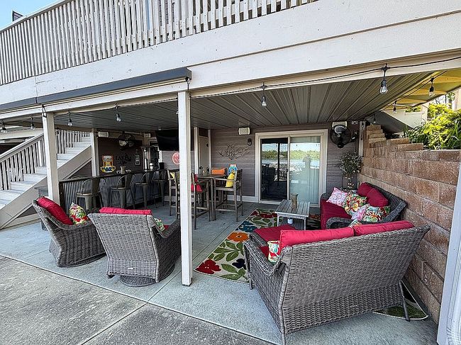 Image of 3172 Beach Blvd