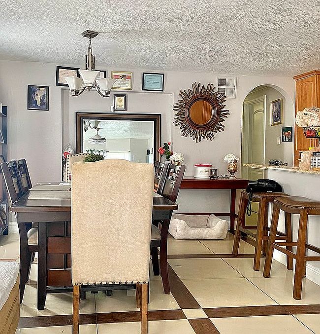 Image of 329 Pacemaker St