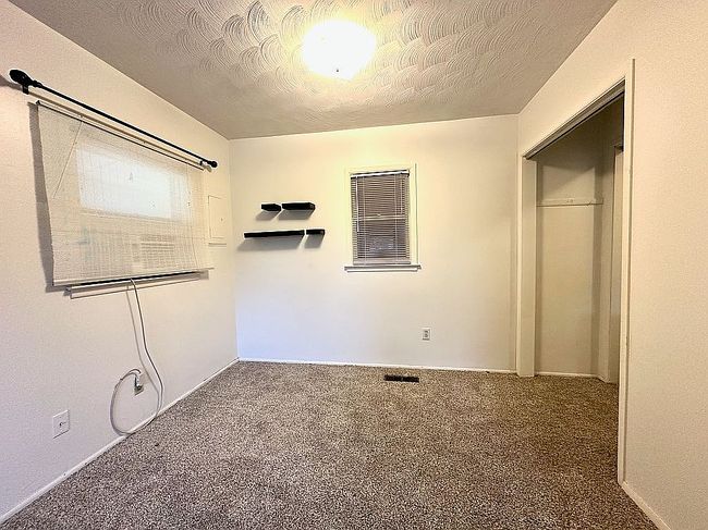 Image of 108 Spring St