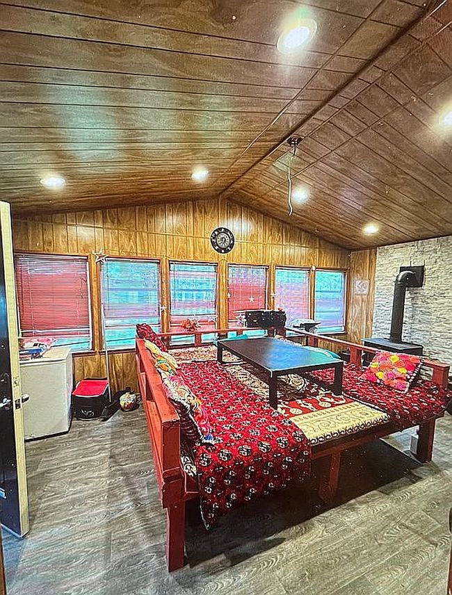 Photo of 3 Soho Cir, Hurleyville, NY
