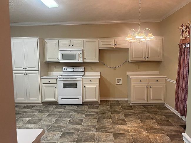 Image of 2705 Martha Brooks Ln