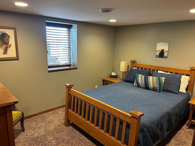 Image of 104 3rd St