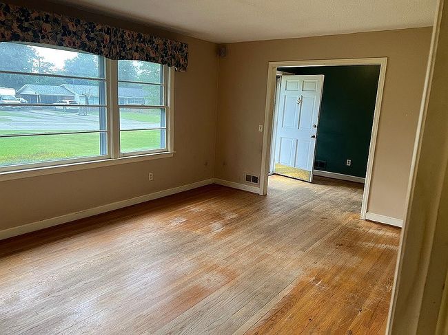 Photo of 1824 Saturn Ln, Columbia, SC