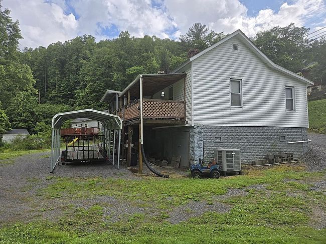 Photo of 1023 Anawalt Byp, Anawalt, WV