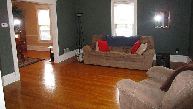 Photo of 1306 11th Ave S, Escanaba, MI