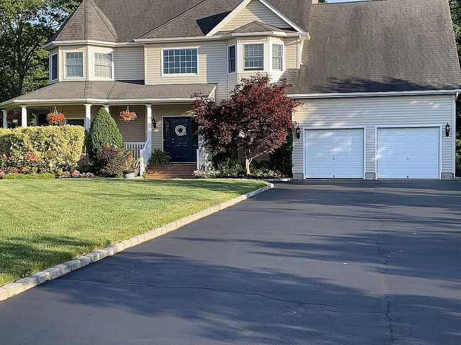 Image of 8 Gibbons Ct