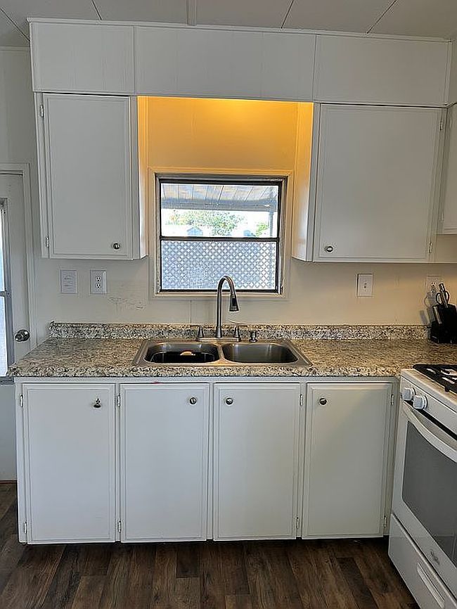 Photo of 260 N Lyon Ave Space 119, Hemet, CA