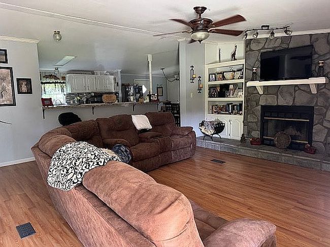 Image of 450 Baltimore Rd