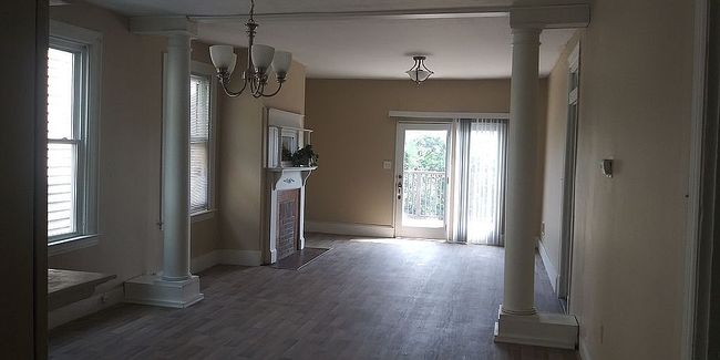 Image of 214 Marsonia St