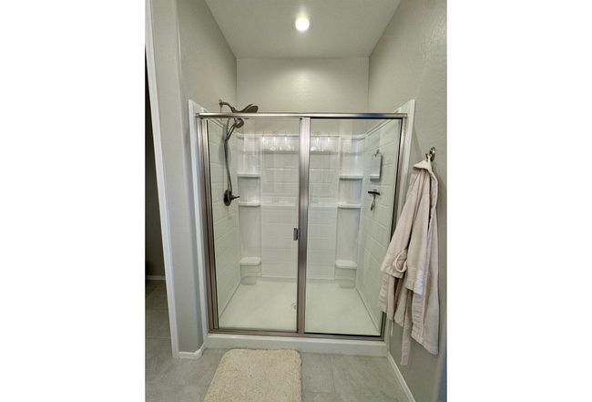 Additional photo 1 of property located at 905 S 108th Ave