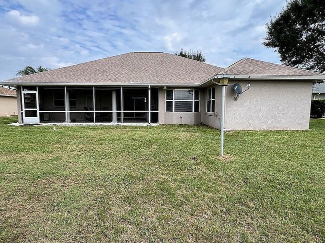 Image of 3000 Manor Dr