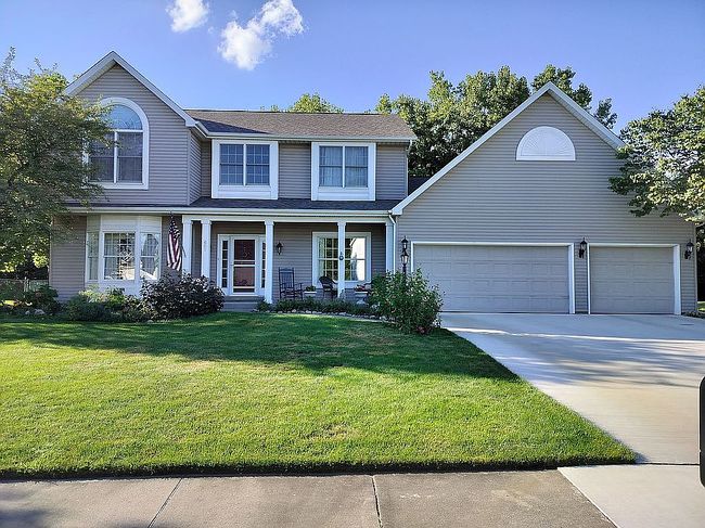 Photo of 601 Finch Dr