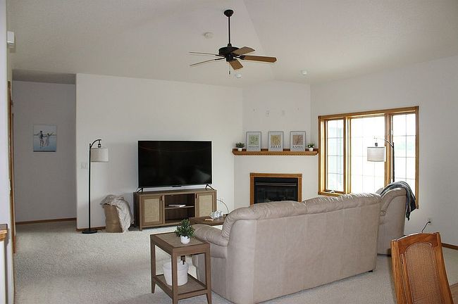 Photo of 766 36th St S, Moorhead, MN