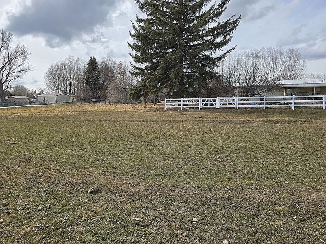 Image of 183 N 300 W