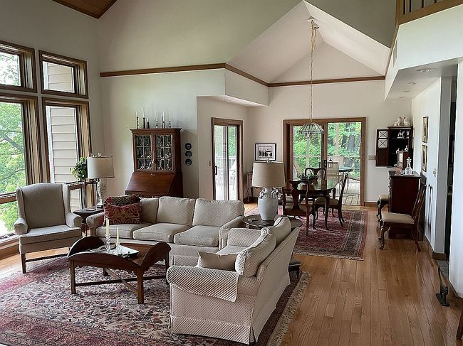 Image of 433 Territory Dr