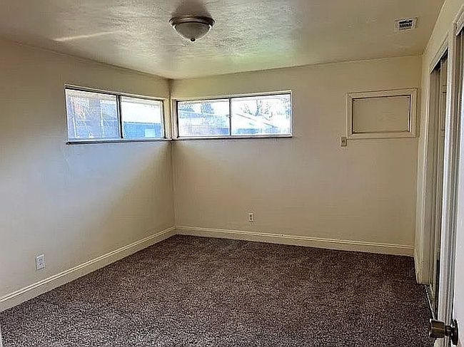 Image of 2427 E 10th St