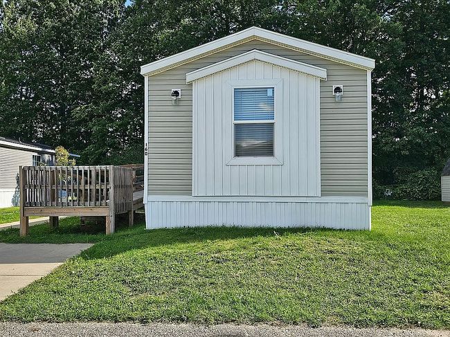 Photo of 160 Gardens Blvd Nw