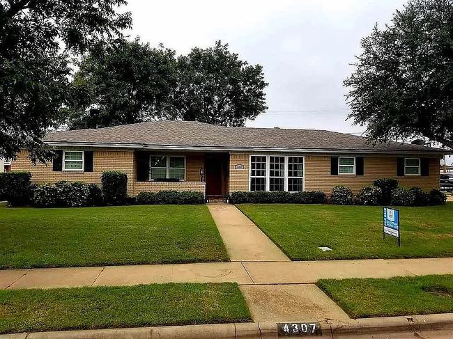 Image of 4307 Canberra Dr