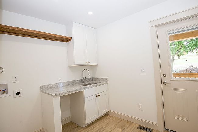 Image of 2389 Niagara Carthage Rd