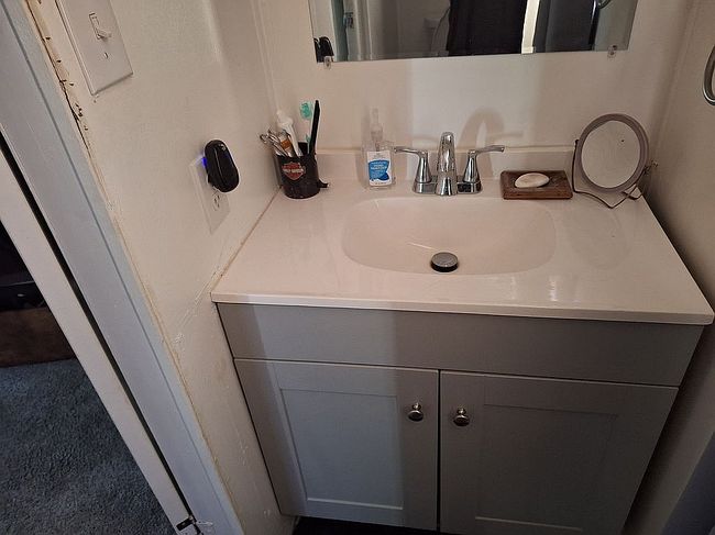 Image of 5602 Ne 27th Ave