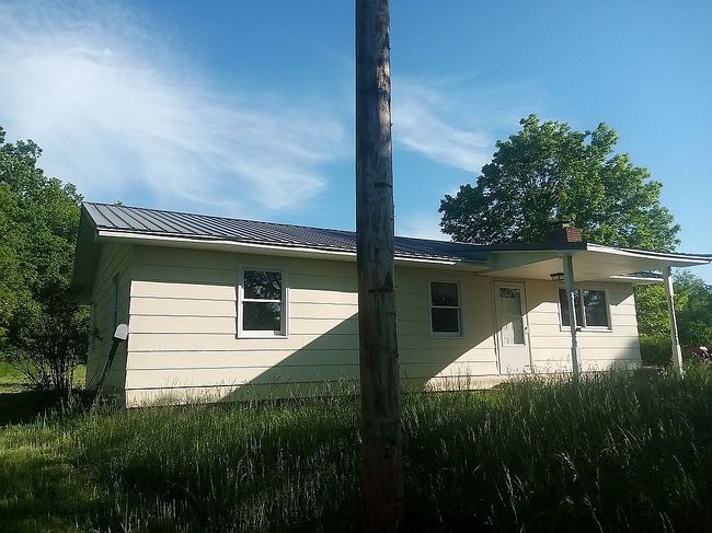 Image of 15585 Bucks Lake Rd