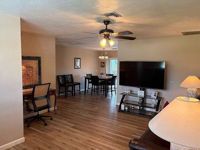 Photo of 126 Se 40th Ter, Cape Coral, FL