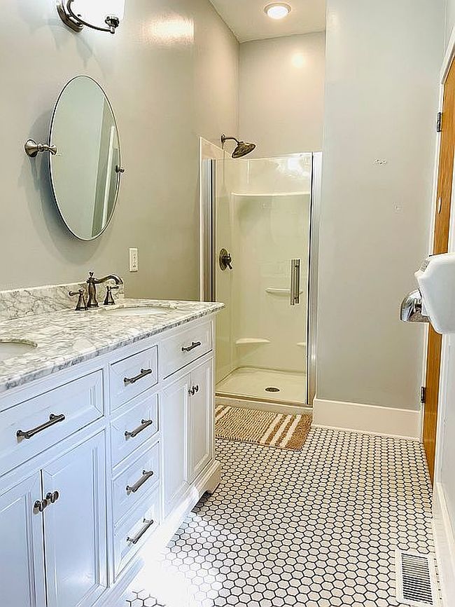 Photo of 508 W Main St, Urbana, IL
