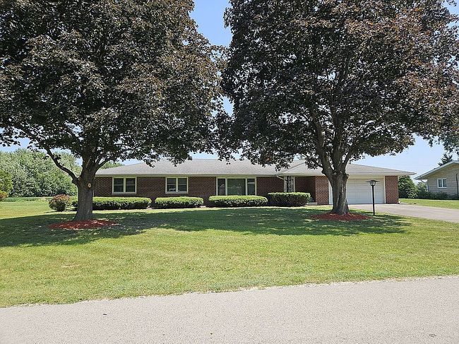 Photo of 3300 Caroline Dr, Joliet, IL