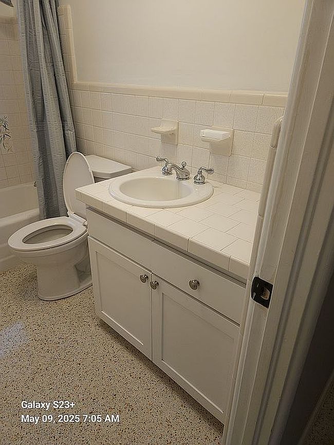 Additional photo 1 of property located at 910 Sw 3rd Ave