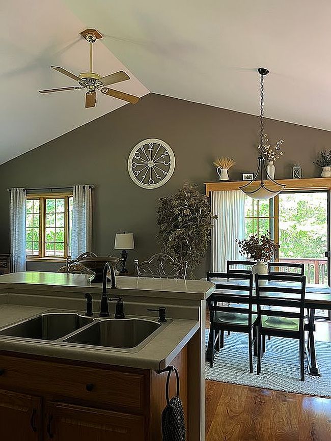 Photo of 16352 Usimaki Rd, Lanse, MI