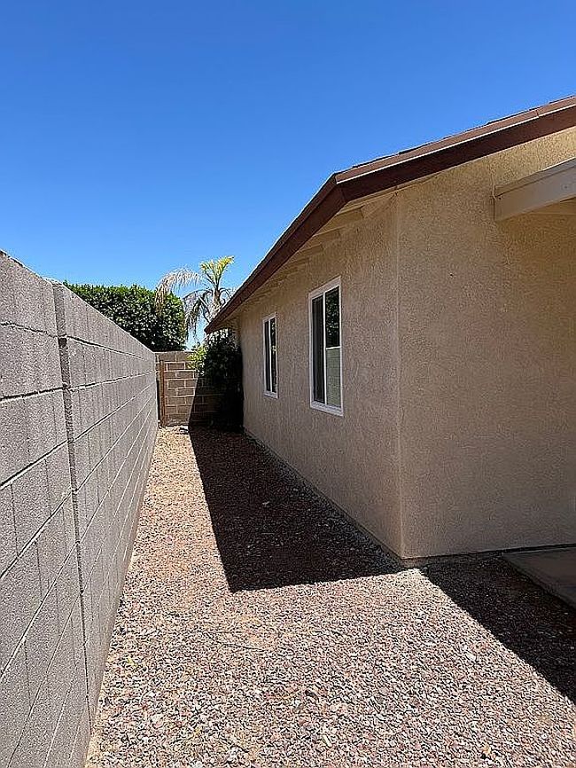 Image of 1086 S Arena Dr