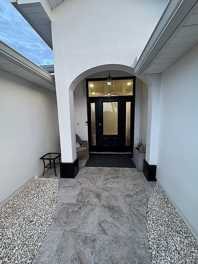 Photo of 22519 Lakeview Dr, Panama City Beach, FL