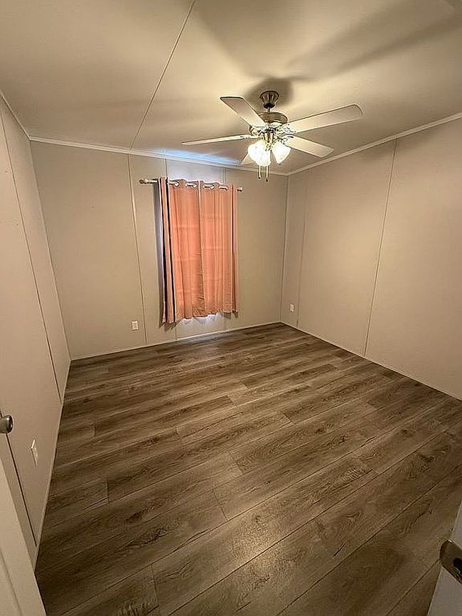 Photo of 1105 W 13th St, Quanah, TX