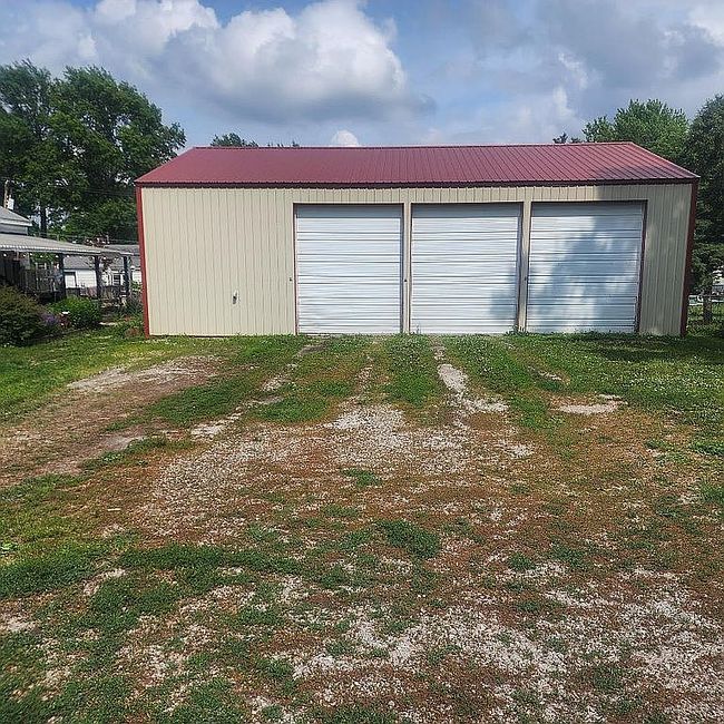 Image of 107 N Adams St