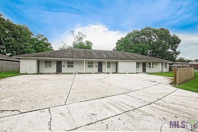 Image of 12587 Warfield Ave