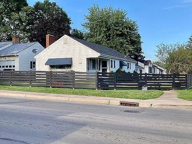 Photo of 503 E Lawn Ave, Urbana, OH