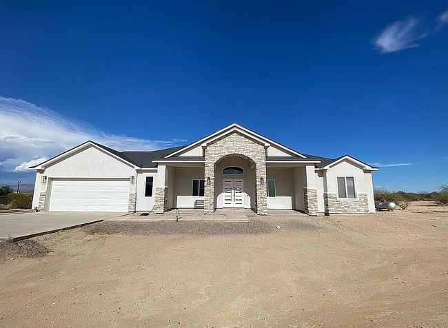 Photo of 1545 S Sandy Creek Dr, Thatcher, AZ