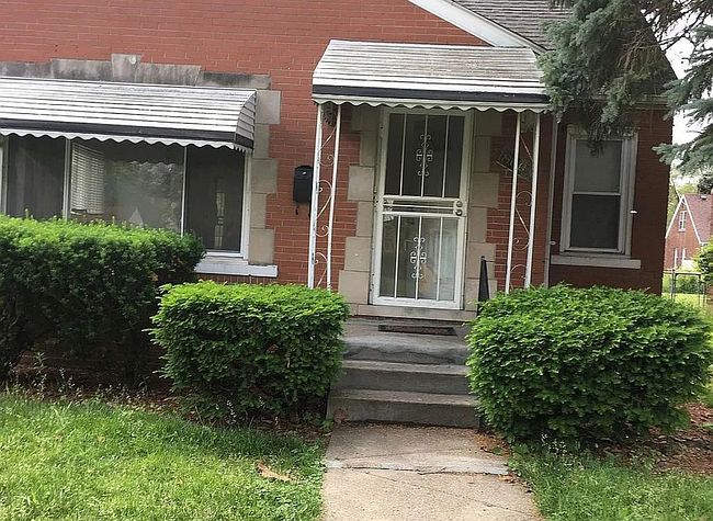 Photo of 18603 Strathmoor St