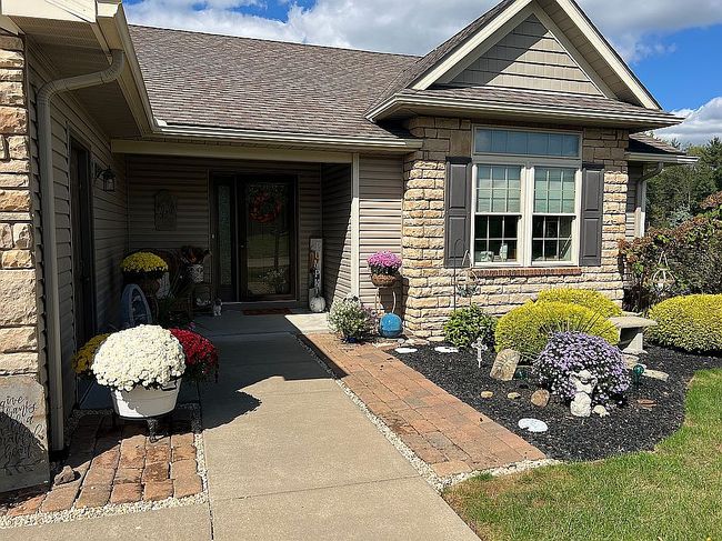 Preview of property located at 608 Whitetail Xing Unit 608
