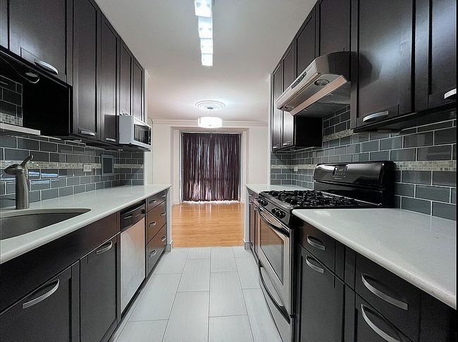 Additional photo 4 of property located at 112-01 Queens Blvd #7H