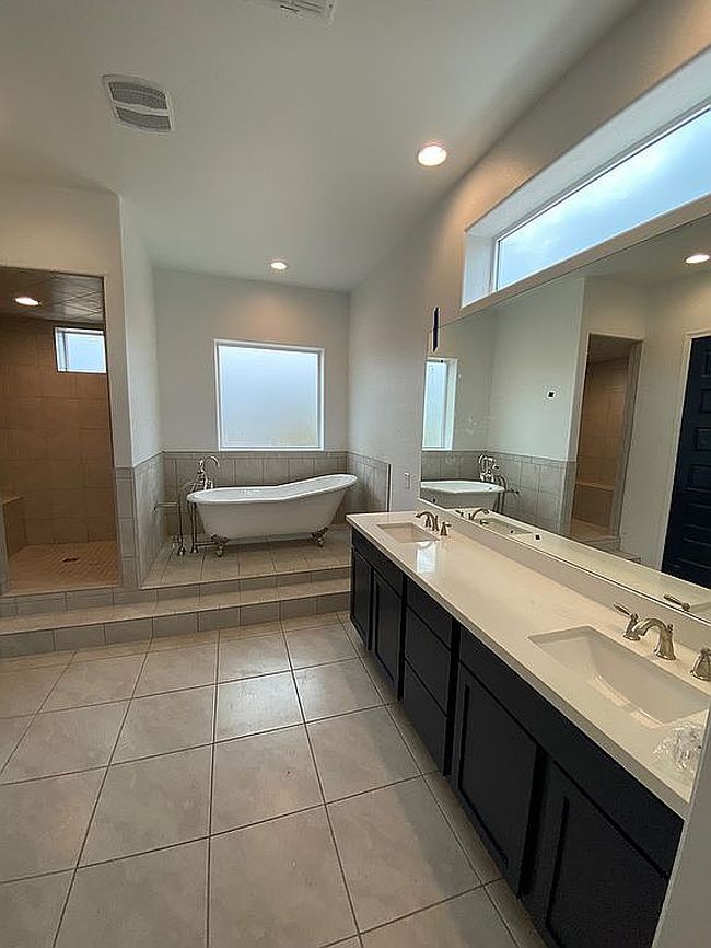 Photo of 2171 W Running Deer Dr, Queen Valley, AZ