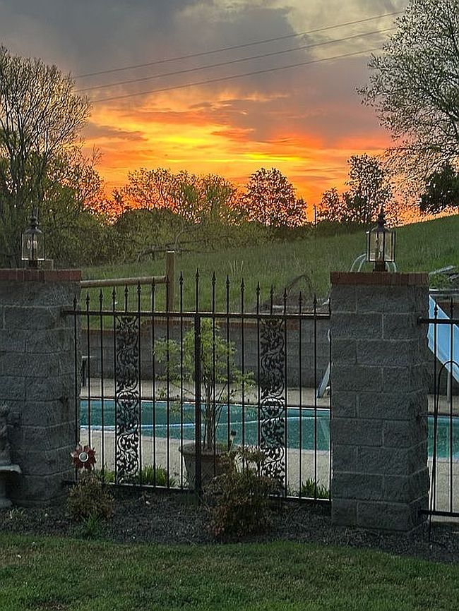 Photo of 117 Deerfield Dr, Columbia, TN