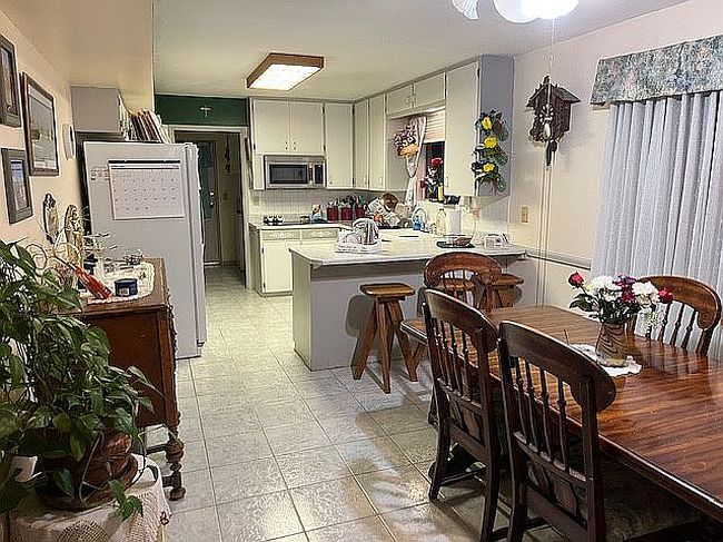 Image of 3048 S Fairway Ave